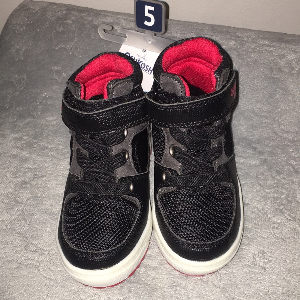 High top Oshkosh b’gosh sneakers size 5